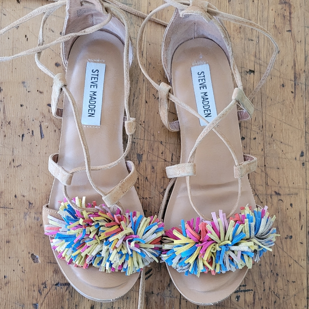 Steve Madden Swizzle Suede Sandals size 6.5
